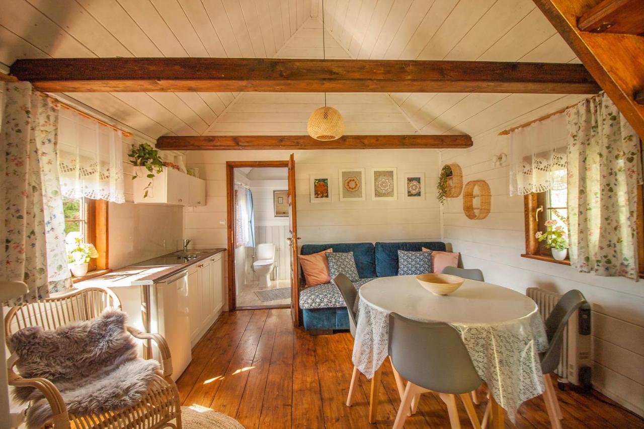 Holiday House Folwark Jelen Poniklica Eksteriør billede