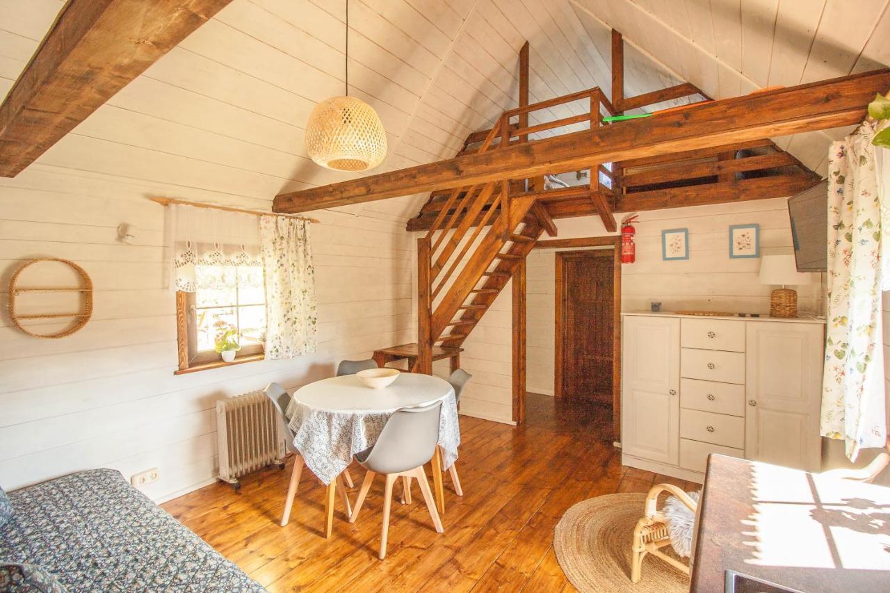 Holiday House Folwark Jelen Poniklica Eksteriør billede